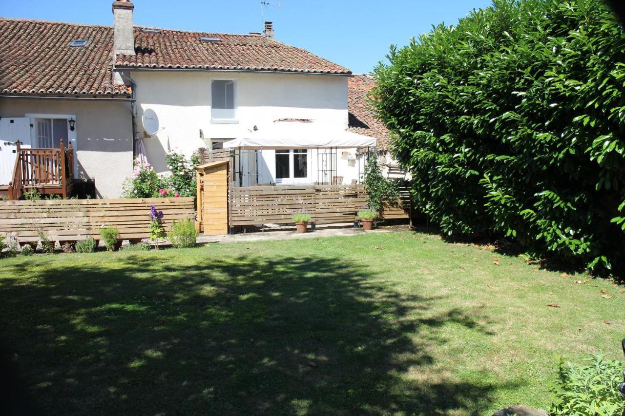 Villa Belle Vue Le Dorat Exterior foto
